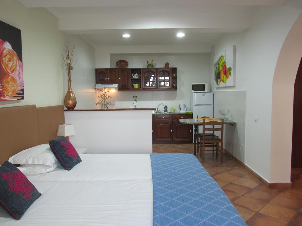 Apartments Vista Oceano Funchal  Esterno foto